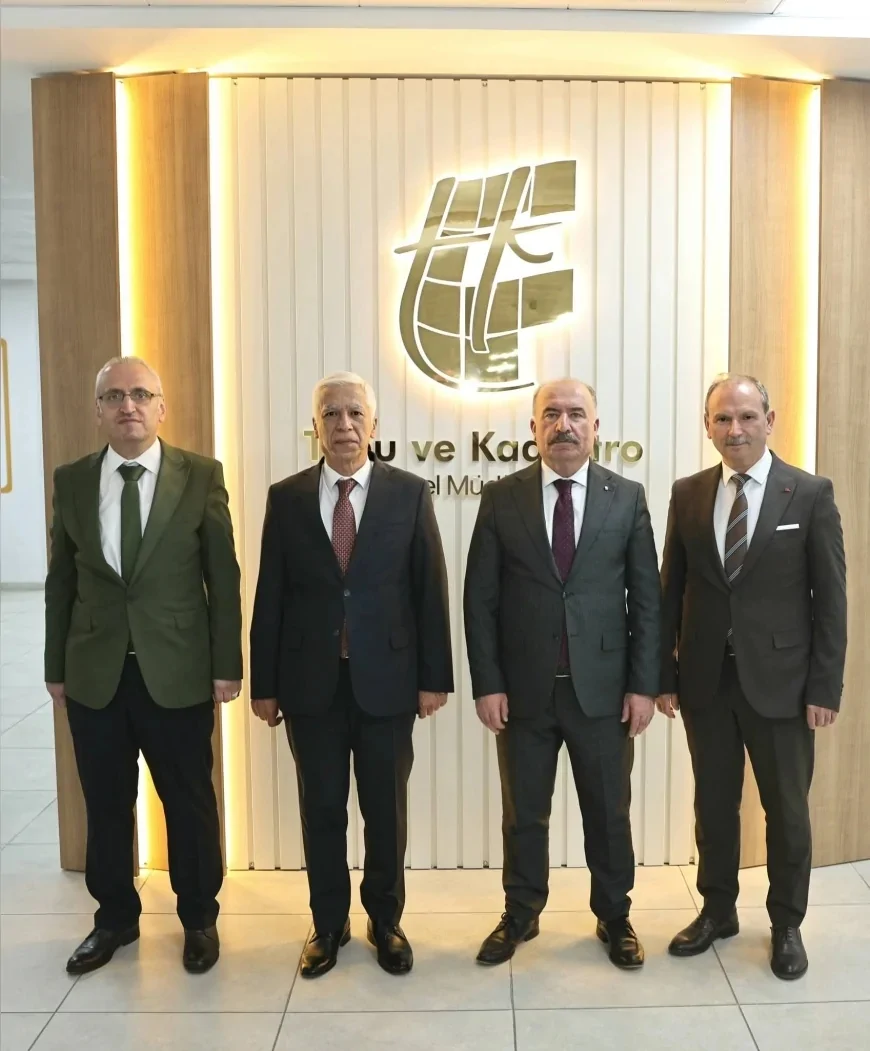 Çorum Valisi Ali Çalgan Tapu Müdürlüğü Çalışmalarını Yerinde İnceledi