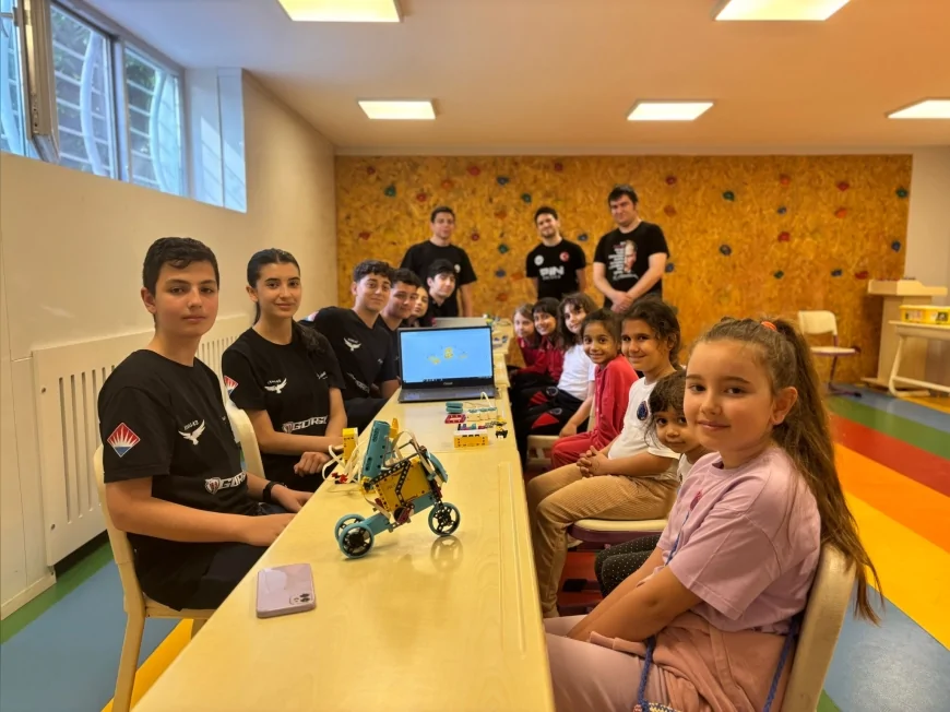 Maltepe’de Düzenlenen Robotik Kodlama Atölyesinde Çocuklar İlk Kodlarını Yazarak Teknolojiyle Buluştu
