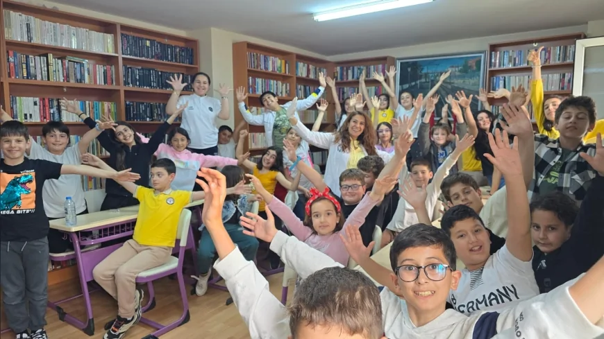 Maltepe’de Düzenlenen Eğlenceli Bilim Etkinliğinde Çocuklar Deneylerle Bilimi Keşfetti