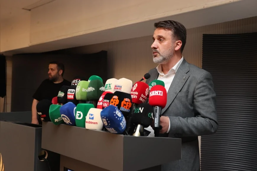 Bursa Büyükşehir Belediye Başkan Vekili Şahin Biba: “Bursaspor’un yanında olmaya ve gençlerimizi sporla buluşturmaya devam edeceğiz”