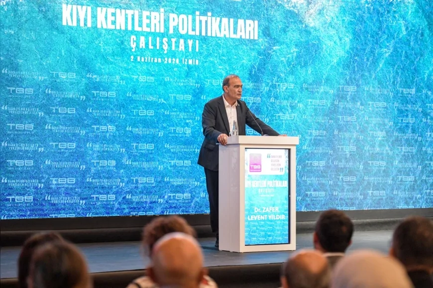 İzmir Büyükşehir Belediyesi ve Türkiye Belediyeler Birliği kıyı kentlerinin geleceği için ortak politika sürecini başlattı