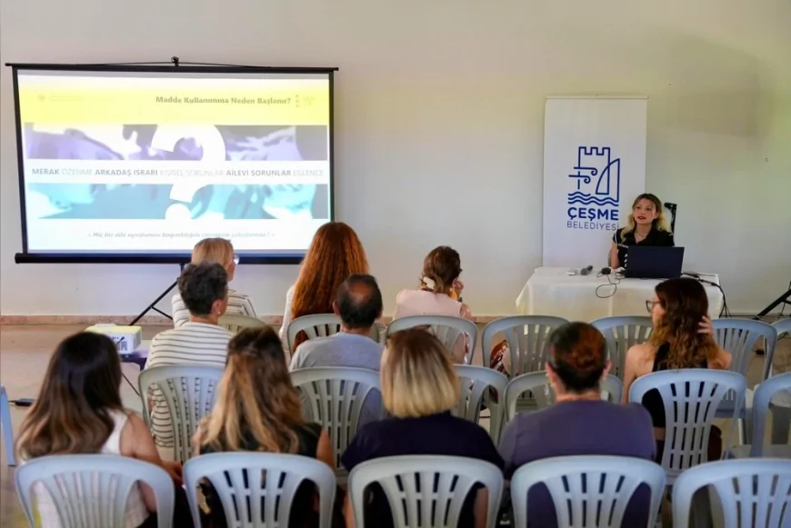 Çeşme Belediyesi Bağımlılıkla Mücadelede Ailelerin Rolünü Seminerle Gündeme Taşıdı