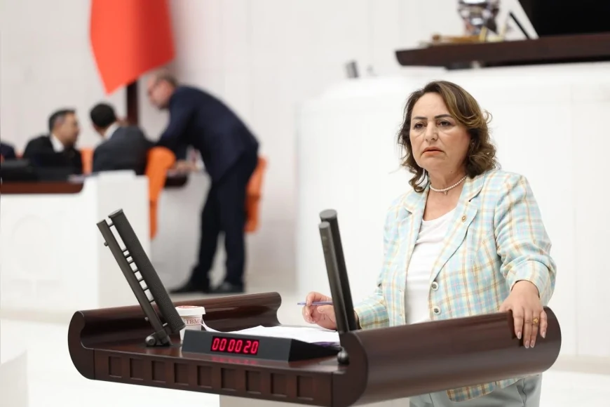 CHP Adana Milletvekili Dr. Müzeyyen Şevkin: “Çiftçi toprağından kopuyor, tarım alarm veriyor”