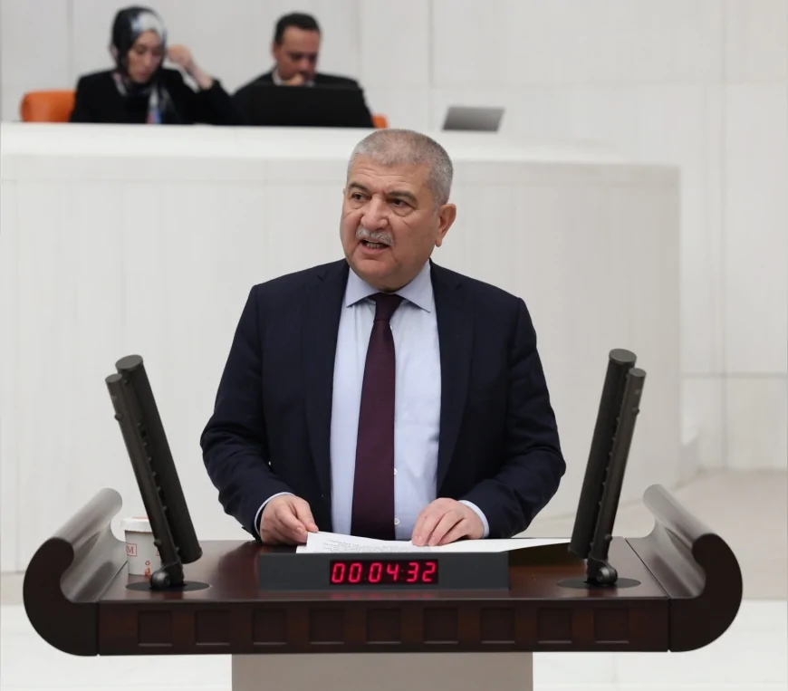 Gelecek Partisi Bursa Milletvekili C. Kani Torun: “Türkiye’nin Önünde İki Yol Var Ya Kaos Ya Sistem Değişikliği”