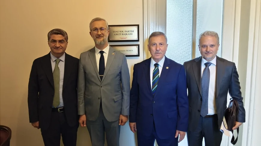 Yeni Yol Grup Başkanı Mehmet Emin Ekmen: “Ukrayna Tarafı Barışın Tesisi İçin Müzakere Masasına Hazır”