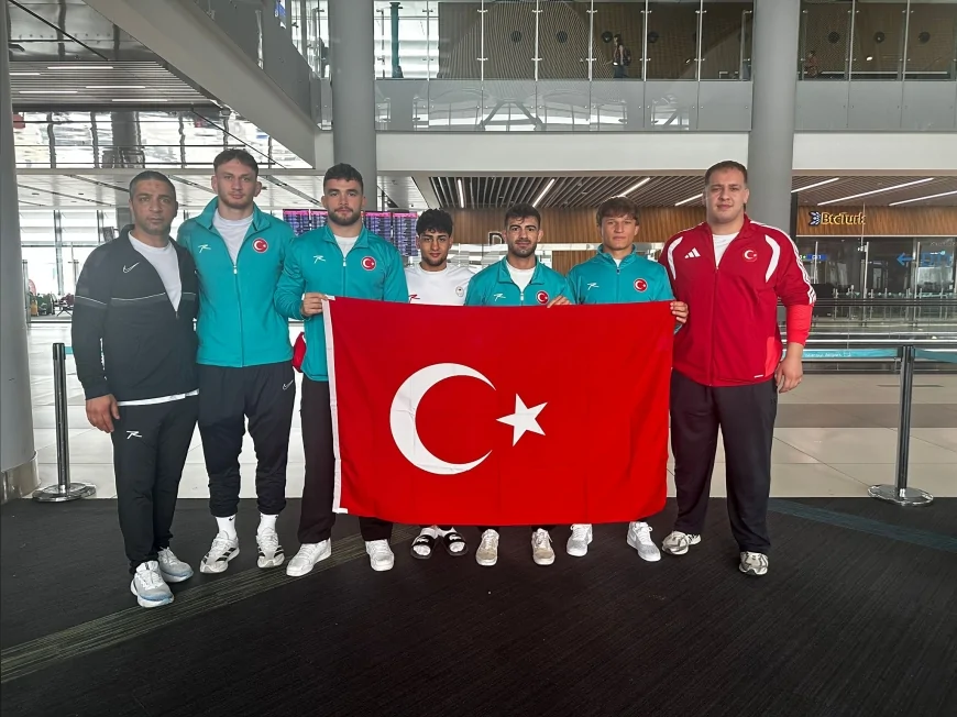 Türkiye Üniversite Sporları Federasyonu Başkanı Prof. Dr. Mutlu Türkmen: “Üniversiteli sporcularımızın ay-yıldızlı bayrağımızı en iyi şekilde temsil edeceğine inanıyoruz”