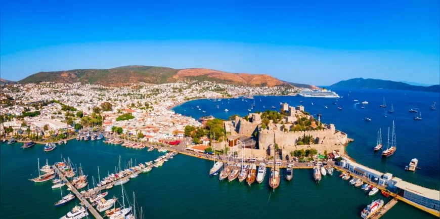 Muğla Büyükşehir Belediyesi İşletmesindeki Bodrum Limanı Deniz Hudut Kapısı 24 Saat Kesintisiz Hizmete Geçti