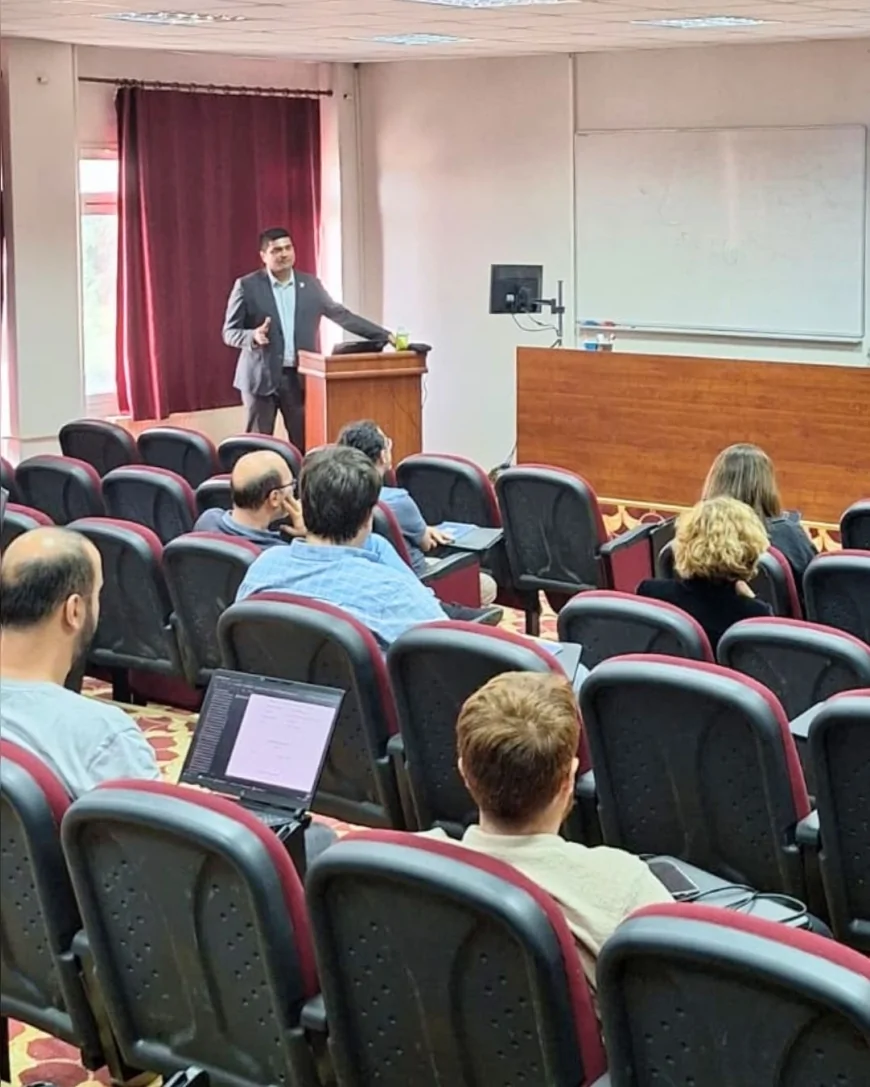 Ege Üniversitesinde Düzenlenen MATLAB Araçları Eğitiminde Üretken Yapay Zekâ ve Sinyal İşleme Teknolojileri Anlatıldı
