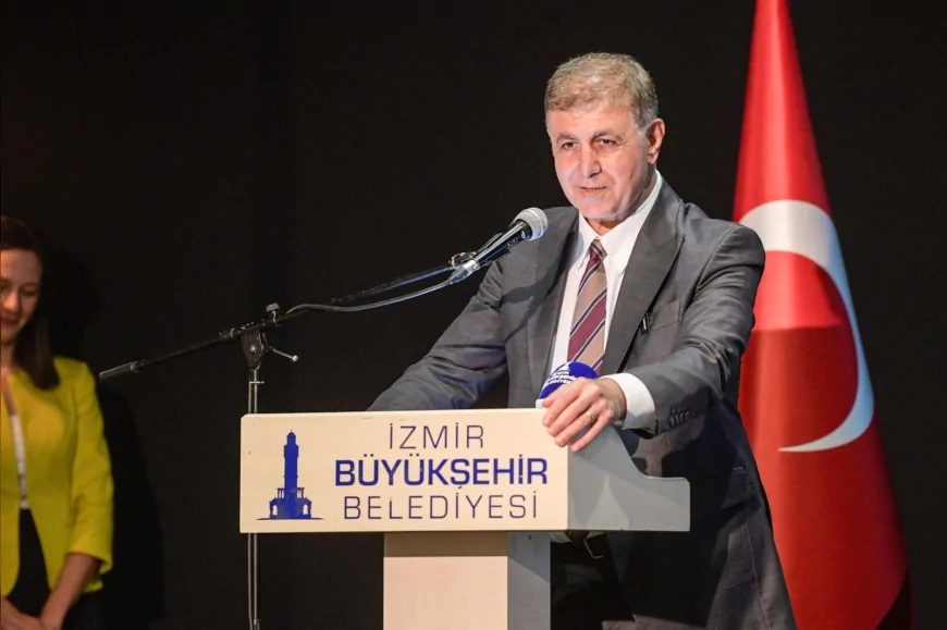 İzmir Büyükşehir Belediye Başkanı Dr. Cemil Tugay: “Nasıl Bir Dünyada Yaşamak İstediğinize Dair Hayalleriniz Olmalı”