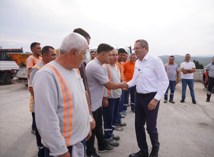 Ayvalık Belediye Başkanı Mesut Ergin: “Temiz bir kent, sadece belediyenin değil, hepimizin ortak emeğiyle mümkün”