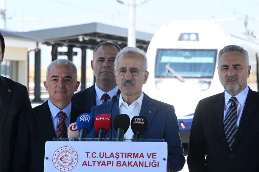 ULAŞTIRMA VE ALTYAPI BAKANI ABDULKADİR URALOĞLU: “HALKALI-KAPIKULE ARASI HIZLI TRENLE 1,5 SAATE DÜŞECEK”