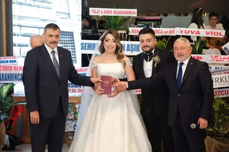 Çorum’da İş Dünyası ve Protokolü Buluşturan Düğünde Sıla Ecdaroğlu ile Erge Başaranhıncal Evlendi