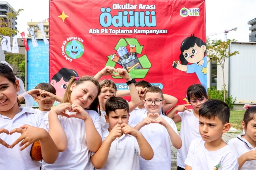 Bayraklı Belediye Başkanı İrfan Önal: “Biriktirdikleri Her Pil ile Geleceğe Nefes Oldular”