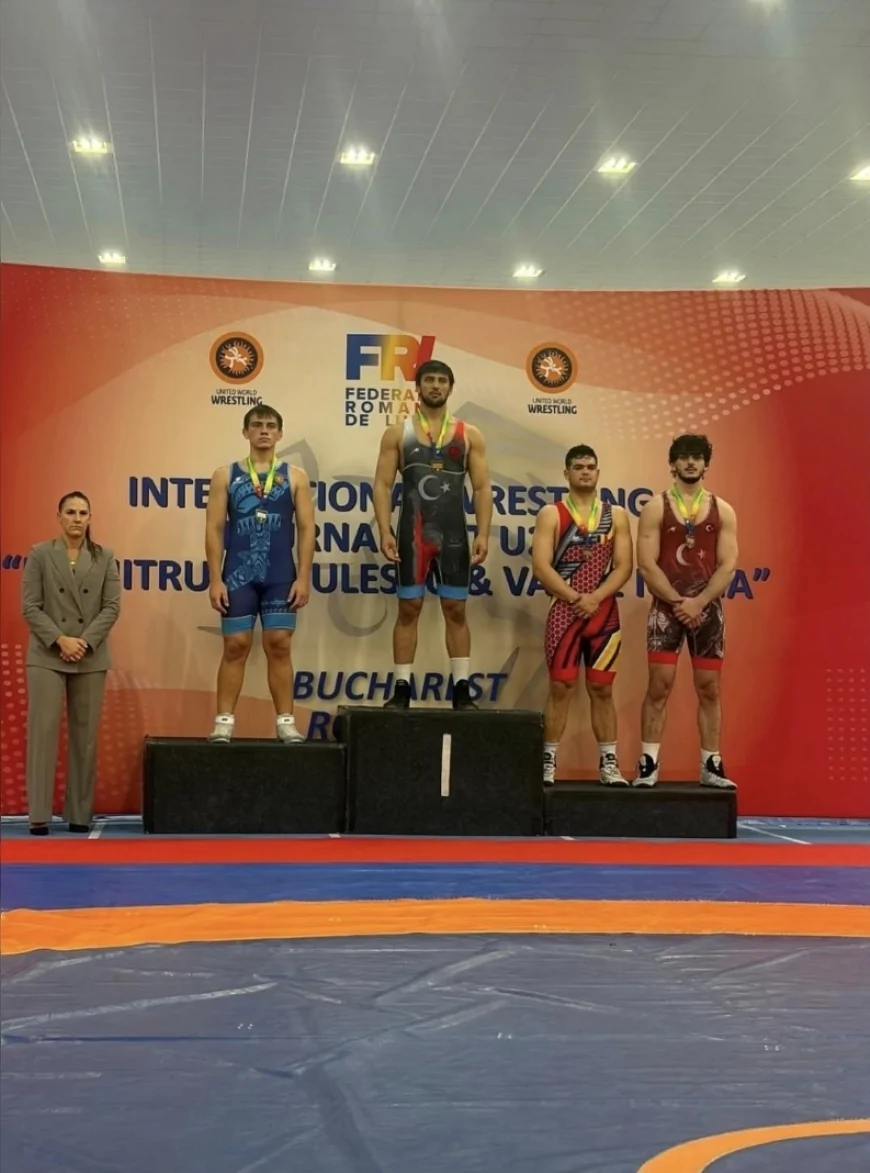 Malatyalı Milli Güreşçi Emir Ömer Bozbağ Romanya’da U20 Uluslararası Turnuvasında Altın Madalya Kazandı