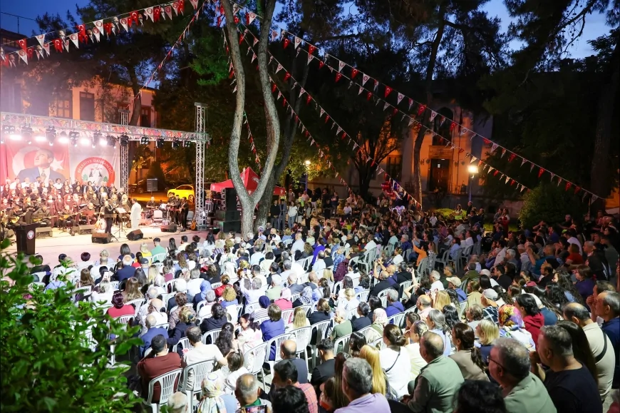 MENTEŞE BELEDİYE BAŞKANI GONCA KÖKSAL ARAS: “ANADOLU'NUN SESİ DENİNCE TÜRKÜLER, NİNNİLER, ZEYBEKLER GELİR” MUĞLA'DA KONSER COŞKUSU