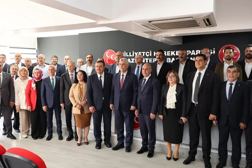 TİCARET BAKANI PROF. DR. ÖMER BOLAT GAZİANTEP’TE ESNAF, STK VE SİYASİ TEMSİLCİLERLE BİR ARAYA GELDİ