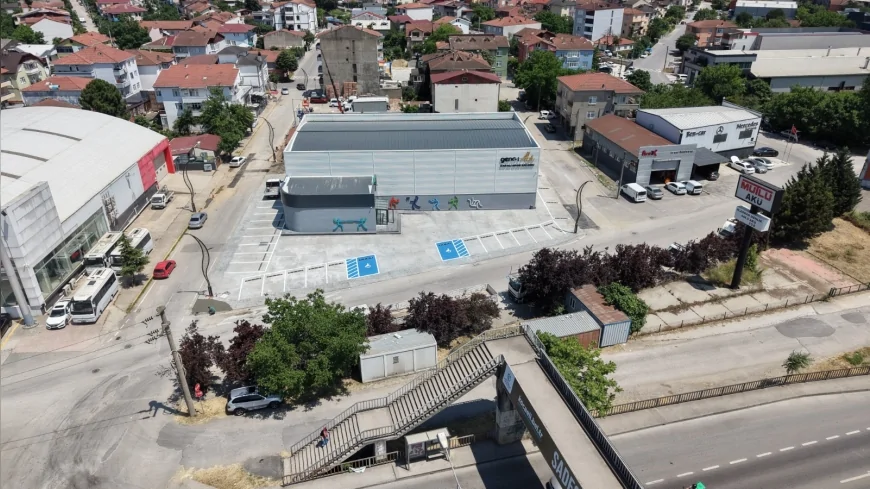 Başiskele Belediyesi Genc-i Âlâ Kapalı Spor Salonu’nu Hizmete Açmaya Hazırlanıyor