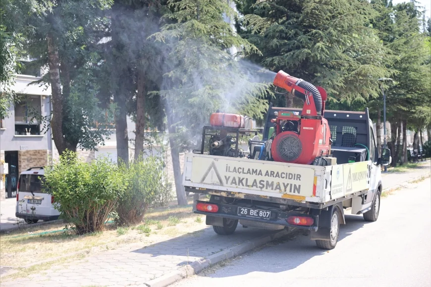 Odunpazarı Belediyesi Yaz Döneminde Haşereyle Mücadele Çalışmalarını İlçe Genelinde Yoğunlaştırdı