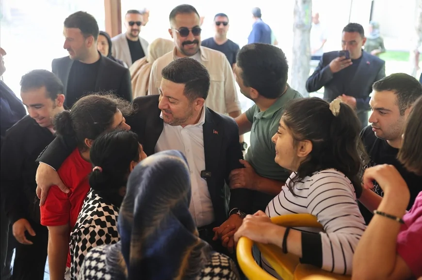 Nevşehir Belediye Başkanı Rasim Arı Özel İnsanlarla Buluştu: “Her Zaman Yanlarında Olmaya Devam Edeceğiz”