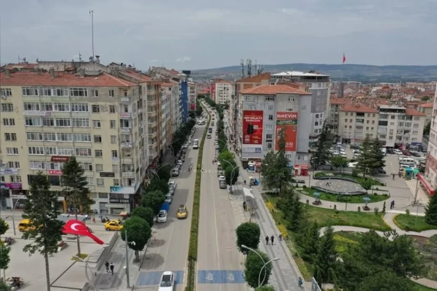 Çorum’da Gazi ve İnönü Caddelerinde 15 Dakikalık Park Dönemi 15 Haziran’da Başlıyor
