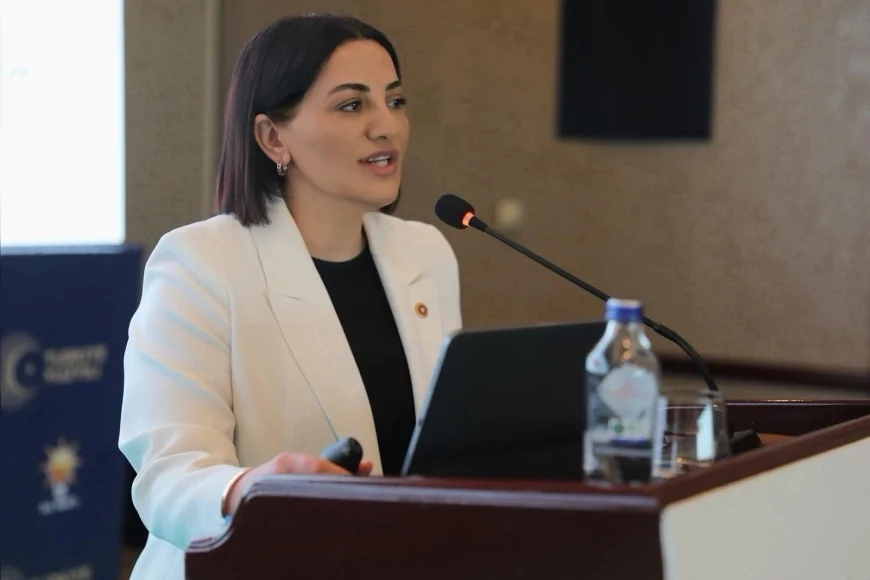AK PARTİ İSTANBUL MİLLETVEKİLİ ŞENGÜL KARSLI: “KALKINMA YOLU PROJESİ’NİN TEMİNATI TERÖRSÜZ TÜRKİYE”