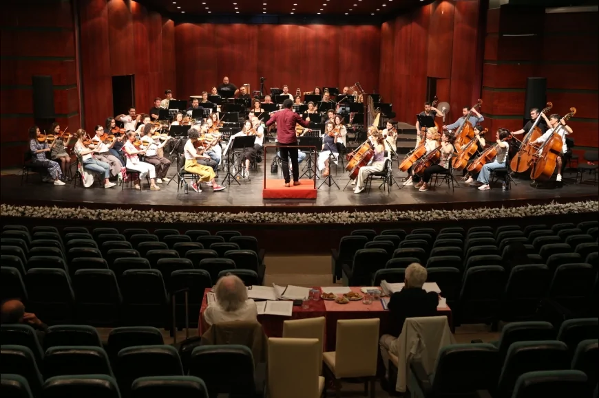 Eskişehir Uluslararası Gürer Aykal Orkestra Şefliği Yarışması’nda finale kalan dört genç şef açıklandı