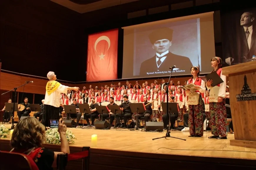 Çağdaş Yaşam Çocuk Korosu İzmir’de Anadolu’nun Türkülerini ve Kültürel Mirasını Sahneye Taşıdı