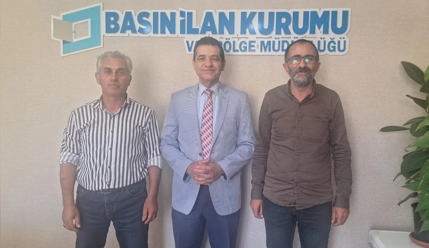 Basın İlan Kurumu Van Bölge Müdürü Kenan Tokgöz’e Vangölü Gazeteciler Cemiyeti’nden Hayırlı Olsun Ziyareti