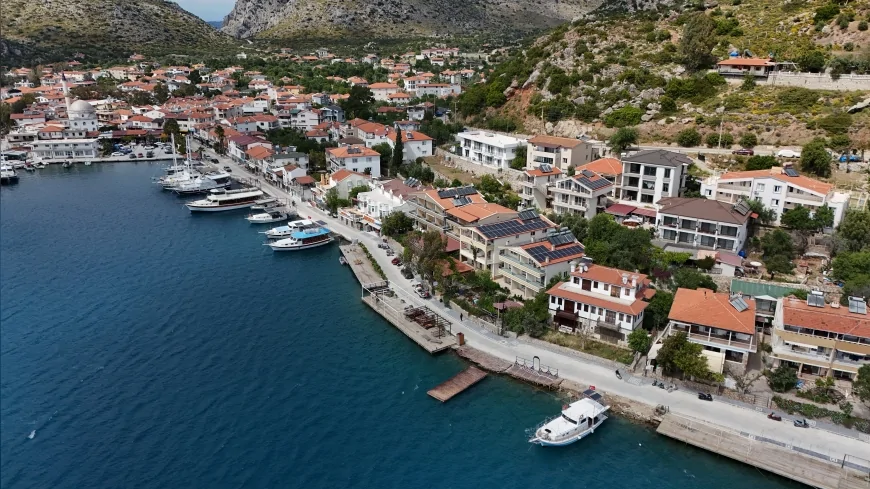 Marmaris Belediyesi Bozburun’da 1,5 Kilometrelik Sahil Hattını Yenileyerek Modern Görünüme Kavuşturdu