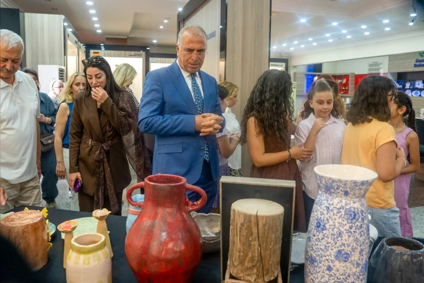 Gaziemir Belediye Başkanı Ünal Işık: “Çamurun sanat eserine dönüşmesi sanatın güçlü bir ifade aracı olduğunu gösteriyor”