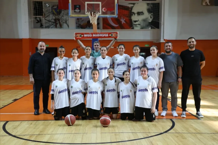 İNEGÖL BELEDİYESPOR U12 KIZ BASKETBOL TAKIMI ÜÇÜNCÜLÜK SERİSİNİ KAZANARAK BURSA ÜÇÜNCÜSÜ OLDU!