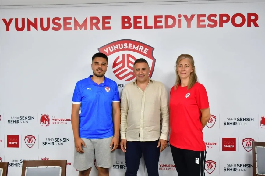 Yunusemre Belediyespor Başantrenör Seda Çarıkçı ile yeniden anlaşarak yeni sezonda üst sıraları hedefliyor!