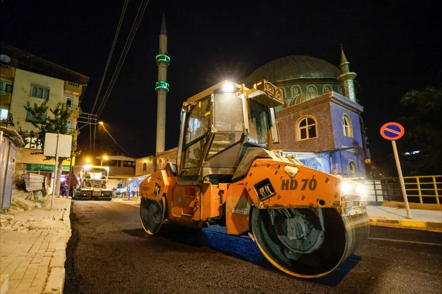 Konak Toros Caddesi’nde Gece Mesaisiyle Başlayan Yenileme Çalışmaları Ulaşım Konforunu Artıracak