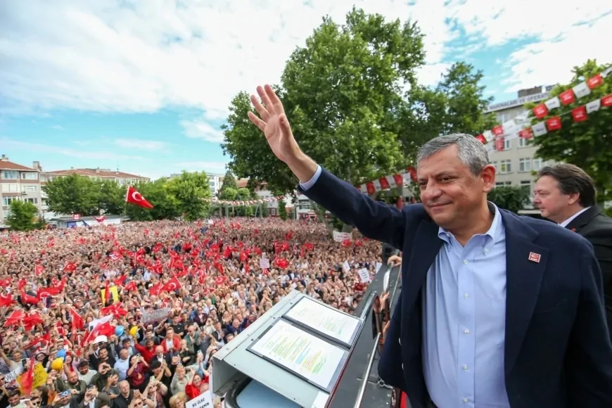 CHP Lideri Özgür Özel: “Bu kalabalıkları toplayan adaletsizlikler ve milletin vicdanıdır”