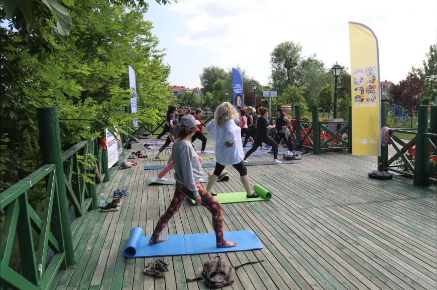 Eskişehir Büyükşehir Belediyesi Parklarda Ücretsiz Spor Etkinliklerini Yeniden Başlattı