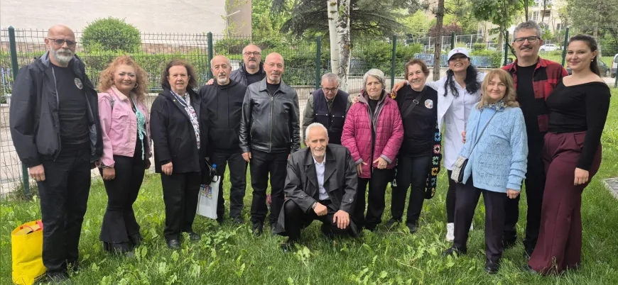 Odunpazarı’ndaki Koca Çınar Yaşam Merkezi’nde tiyatro ve müzikle dolu etkinlik büyük ilgi gördü