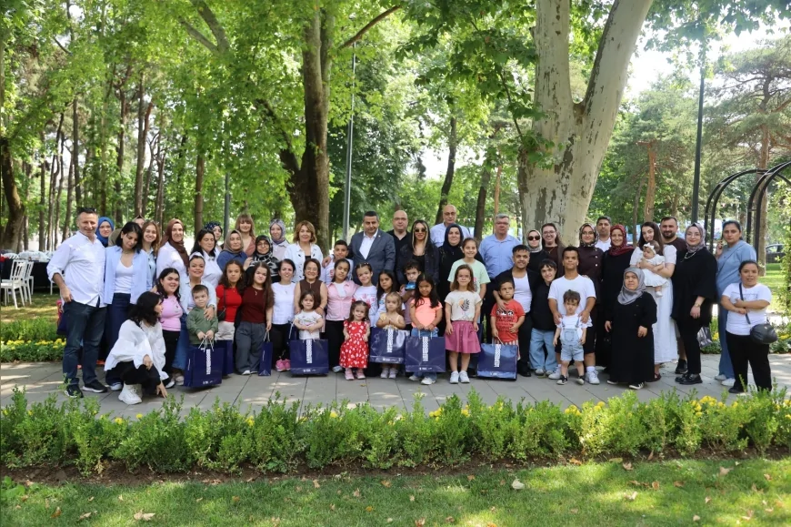 Bursa Büyükşehir Belediyesi Akondroplazi Bireyleri Tarih ve Kültür Turu Programında Ağırladı