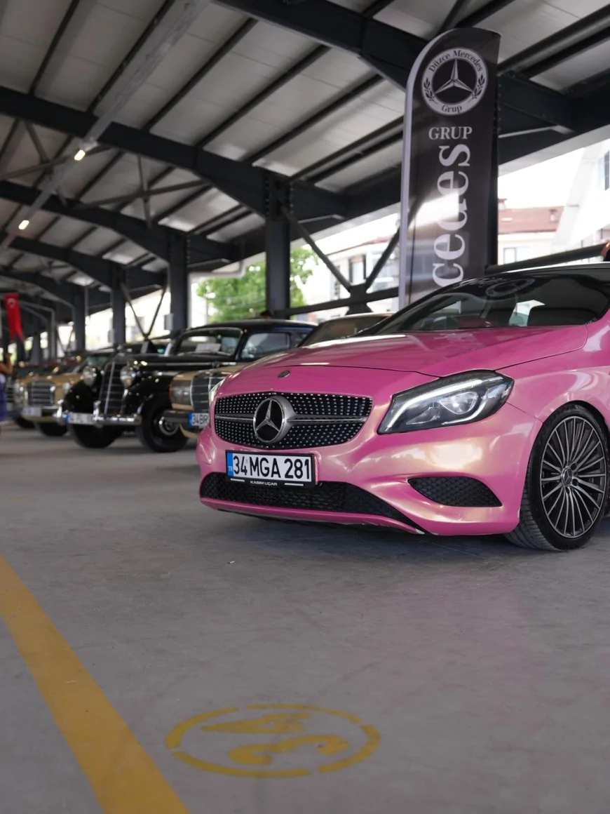 Düzce’de Düzenlenen 3. Mercedes Buluşmasında Yaklaşık 200 Araç Sergilendi