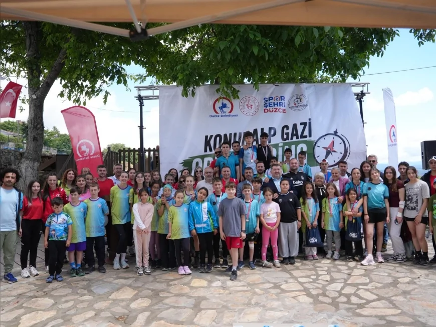 Düzce Belediyesi’nin Düzenlediği Konuralp Gazi Oryantiring Yarışlarında 170 Sporcu Tarihi Parkurda Mücadele Etti