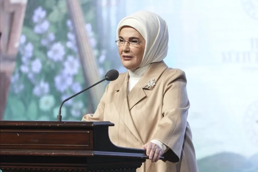 Cumhurbaşkanı Recep Tayyip Erdoğan’ın eşi Emine Erdoğan: “İzmit Körfezi’nde emeği geçen herkesi gönülden tebrik ediyorum”