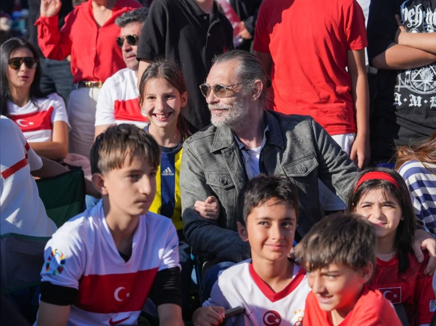 Etimesgut Belediye Başkanı Erdal Beşikcioğlu: “Ay-yıldızlı formamızı taşıyan futbolcularımıza olan inancımız tam”