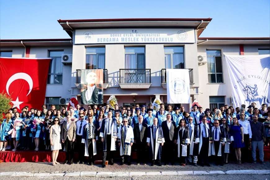DEÜ Rektörü Prof. Dr. Bayram Yılmaz: “Ülkemizin geleceğine değer katacak gençlerimizi yeni yaşamlarına uğurluyoruz”