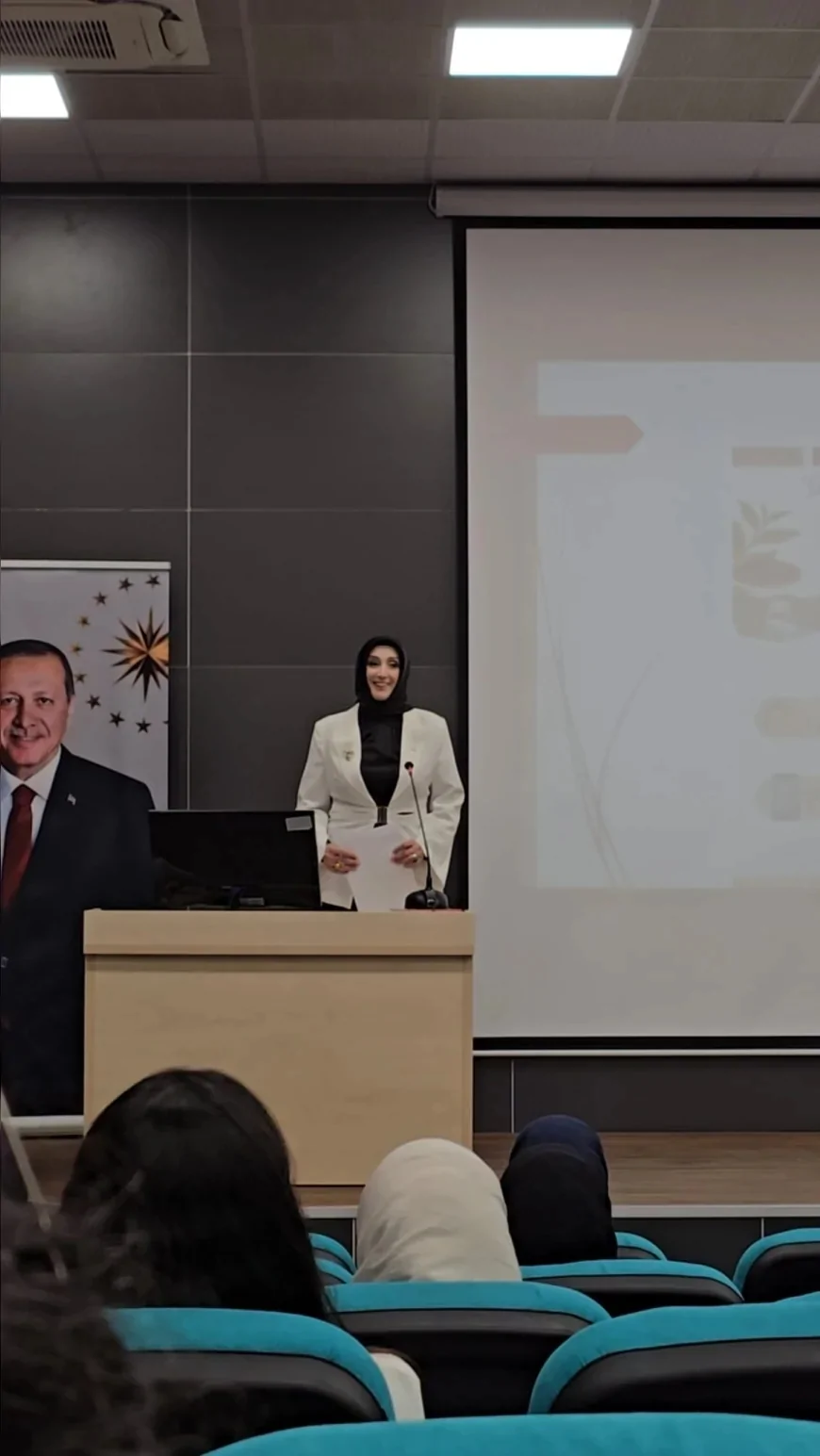 Mehir Aile Platformu Rize İl Temsilcisi Songül İpek Bay: “Güçlü Toplumun Temeli Güçlü Ailedir”