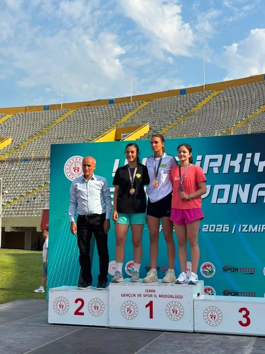 Manisalı Sporcu Eylül Aygül U-18 Atletizm Türkiye Şampiyonası’nda Zirveye Çıkarak Milli Takım Hakkı Kazandı