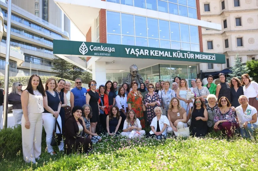 Çankaya Belediyesi Yaşar Kemal Kültür Merkezi’nde cam ve resim eserleri sanatseverlerle buluştu