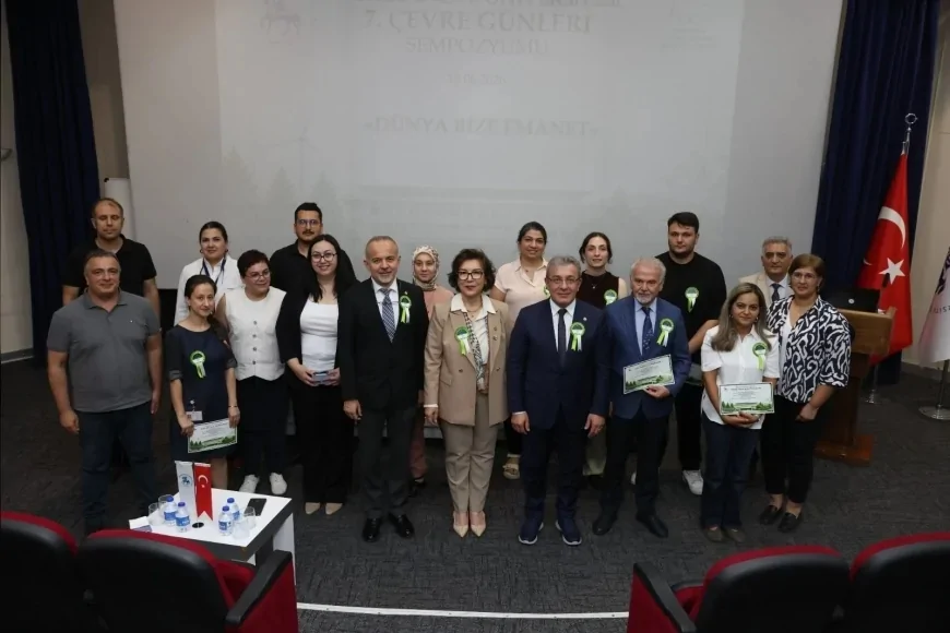 Dokuz Eylül Üniversitesi’nde “Dünya Bize Emanet” temasıyla çevre ve sürdürülebilirlik vizyonu masaya yatırıldı