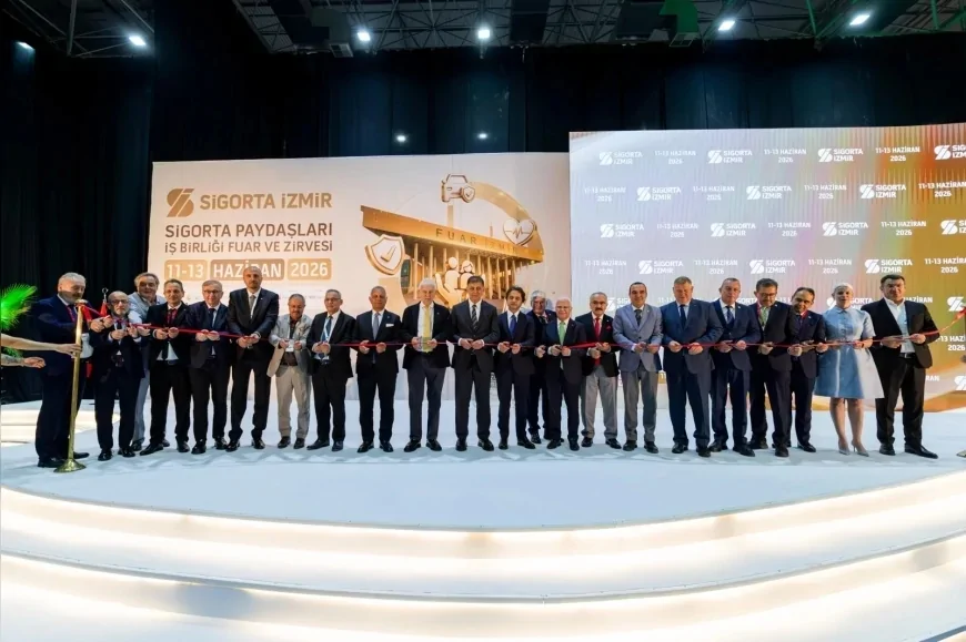 İzmir’de düzenlenen Sigorta İzmir Fuarı 4 bin 583 sektör profesyonelini buluşturarak yeni iş birliklerine zemin hazırladı