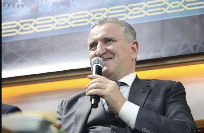 Gençlik ve Spor Bakanı Dr. Osman Aşkın Bak: “Şampiyon olan Fenerbahçe Beko’yu tebrik ediyorum”