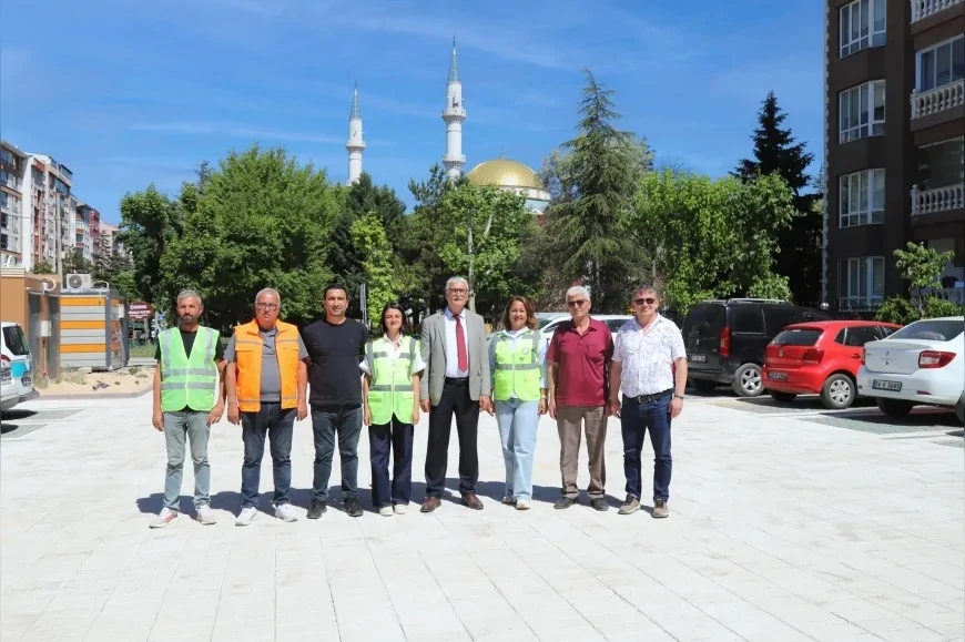 Eskişehir Büyükşehir Belediyesi Gökmeydan Mahallesi’nde 39 araç kapasiteli ücretsiz otoparkı hizmete açtı