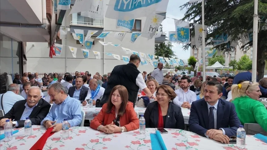 İYİ Parti Pursaklar İlçe Başkanlığı’nın Teşkilat Buluşması Ankara’da Yoğun Katılımla Gerçekleştirildi